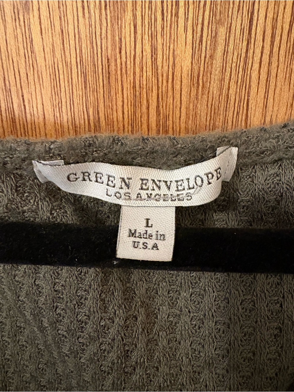 Green Envelope Olive Waffle V-Neck Sweater - Picture 3 of 5